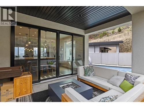 876 Boynton Place, Kelowna, BC 