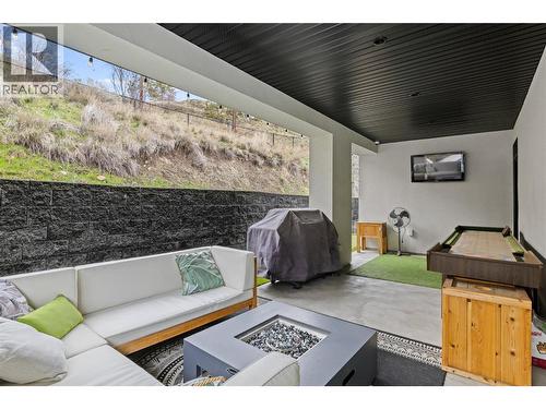 876 Boynton Place, Kelowna, BC 