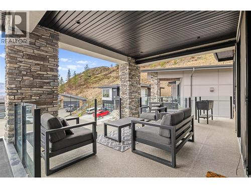 876 Boynton Place, Kelowna, BC 