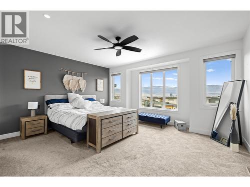 876 Boynton Place, Kelowna, BC 