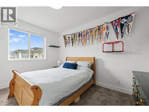 876 Boynton Place, Kelowna, BC 