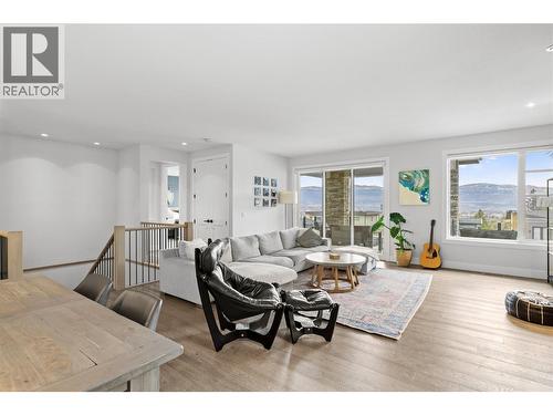 876 Boynton Place, Kelowna, BC 