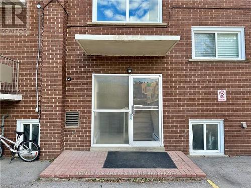 7 - 286 VINE STREET , St. Catharines (Carlton/Bunting), Ontario L2M 4T3 4