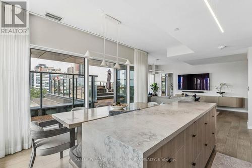 702 - 10 Graphophone Grove, Toronto, ON 
