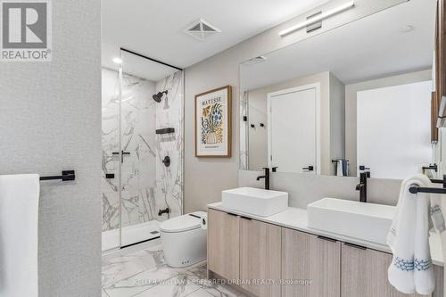 702 - 10 Graphophone Grove, Toronto, ON 