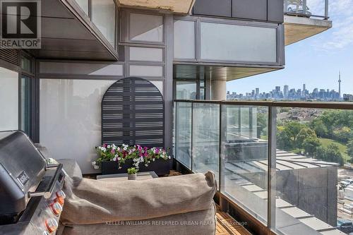 702 - 10 Graphophone Grove, Toronto, ON 