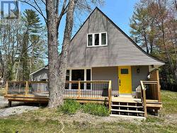 1002 CHIPPAWA AVENUE Gravenhurst (Muskoka (S)), ON P1P 1T5