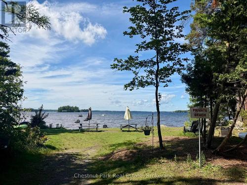 1002 Chippawa Avenue, Gravenhurst (Muskoka (S)), ON 