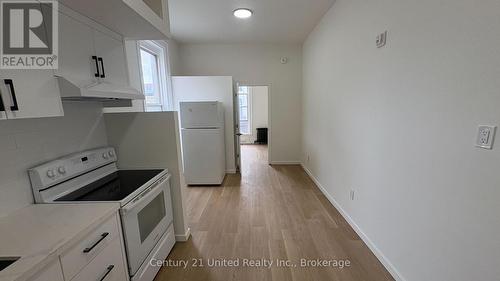9 - 172.5 HUNTER STREET W , Peterborough (Town Ward 3), Ontario K9H 2L2 5
