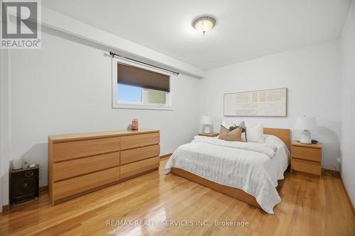 2414 Whaley Drive, Mississauga, ON 