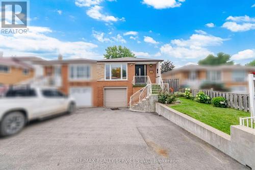 2414 Whaley Drive, Mississauga, ON 