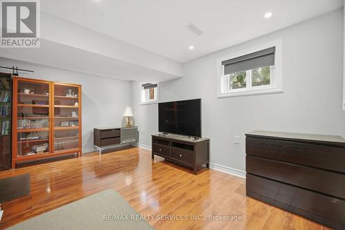 2414 Whaley Drive, Mississauga, ON 