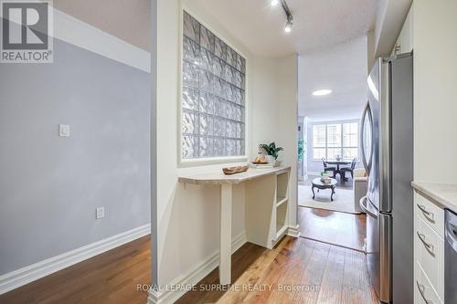 204 - 221 Robinson Street E, Oakville, ON 