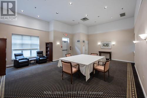 204 - 221 Robinson Street E, Oakville, ON 