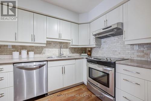 204 - 221 Robinson Street E, Oakville, ON 