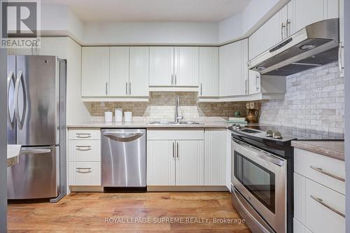 204 - 221 Robinson Street E, Oakville, ON 