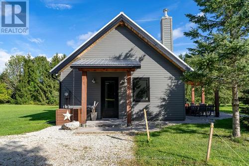 195 CENTRE STREET S , Meaford, Ontario N4L 1E8 3