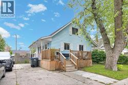 1658 ARTHUR Windsor, ON N8Y 3Z3