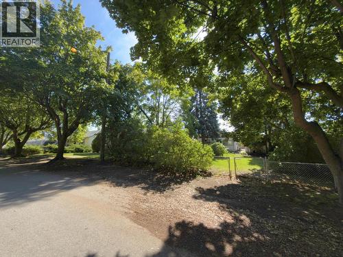 875 Tilton Avenue, Oliver, BC 