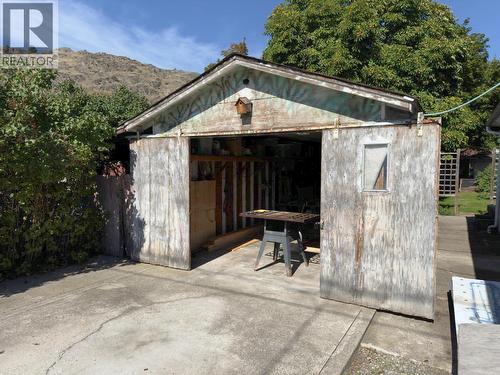 875 Tilton Avenue, Oliver, BC 