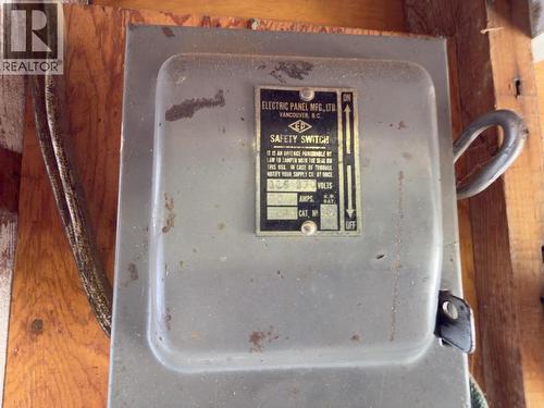 30A 220V Workshop Power - 875 Tilton Avenue, Oliver, BC 