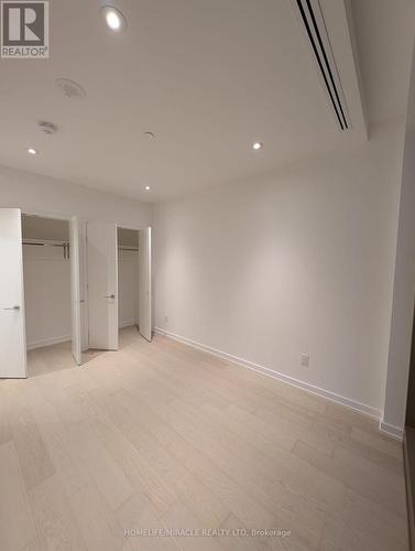 605 - 1315 BAY STREET , Toronto, Ontario M5R 0B3 4