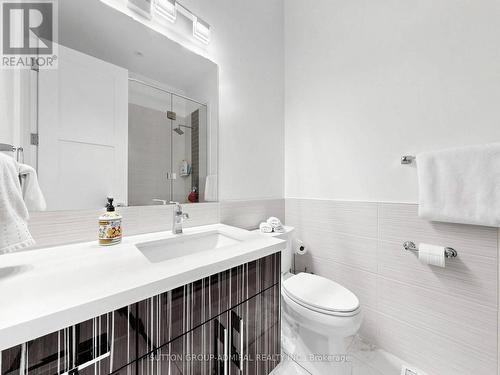 18 Dunsmore Gardens, Toronto, ON 