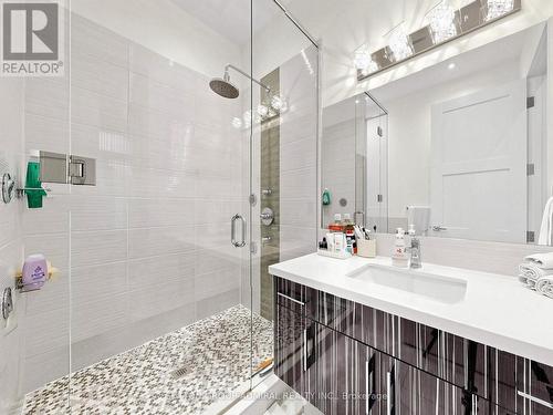 18 Dunsmore Gardens, Toronto, ON 