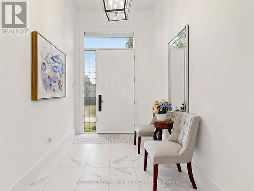 18 Dunsmore Gardens, Toronto, ON 
