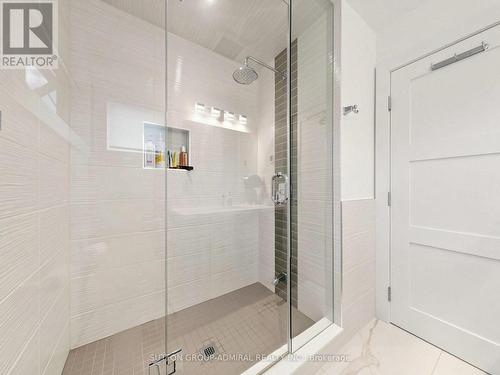 18 Dunsmore Gardens, Toronto, ON 