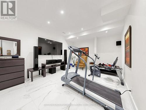 18 Dunsmore Gardens, Toronto, ON 