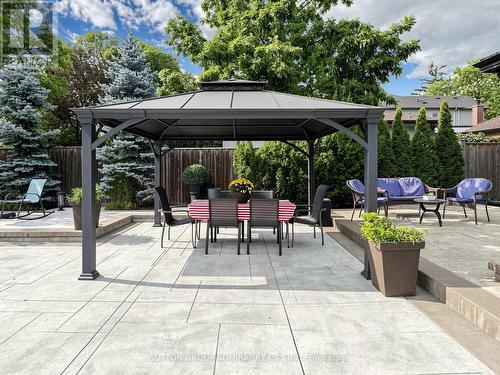 18 Dunsmore Gardens, Toronto, ON 