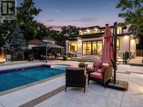 18 Dunsmore Gardens, Toronto, ON 