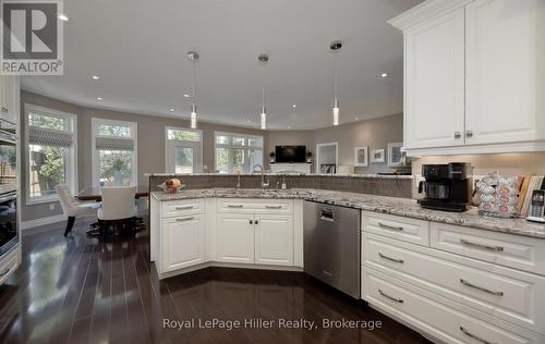 2 Findlay Place, Stratford, ON 