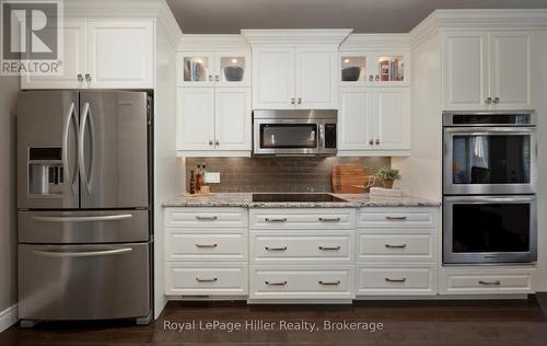 2 Findlay Place, Stratford, ON 
