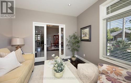 2 Findlay Place, Stratford, ON 
