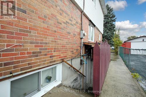 Side Entrance - 4 Brantwood Drive, Toronto, ON 