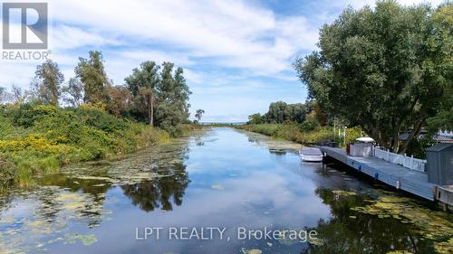 66 CANAL STREET , Georgina, Ontario L4P 1K5 3