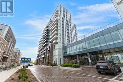 1120 - 10 HONEYCRISP CRESCENT Vaughan, ON L4K 0M7