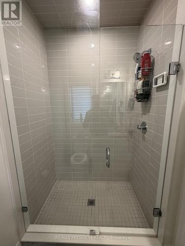 (ROOM) - 115 BALLANTYNE BOULEVARD , Vaughan, Ontario L3L 0E8 5