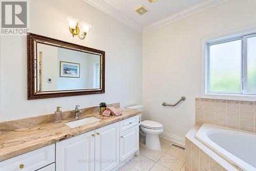 128 Carmela Avenue, Richmond Hill, ON 