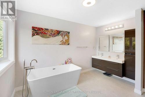 26 Albery Crescent, Aurora, ON 