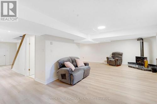 26 Albery Crescent, Aurora, ON 