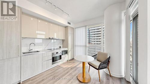 1702 - 225 Commerce Street, Vaughan, ON 