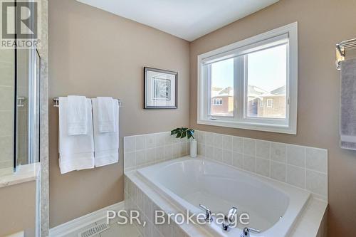 9 White Beach Crescent, Vaughan, ON 