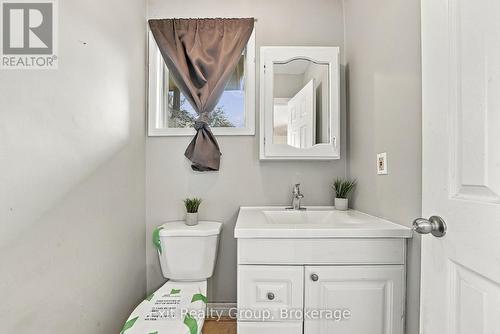31 Ridge Road, Prince Edward County (Hallowell Ward), ON 