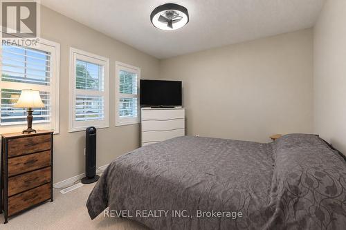 4 - 348 Highland Road W, Hamilton, ON 