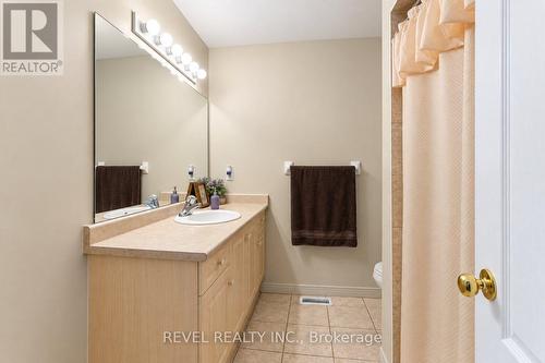 4 - 348 Highland Road W, Hamilton, ON 