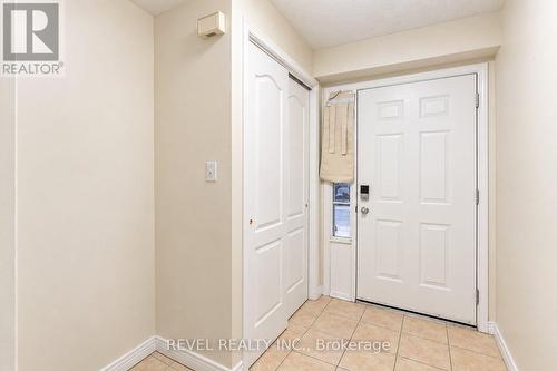 4 - 348 Highland Road W, Hamilton, ON 