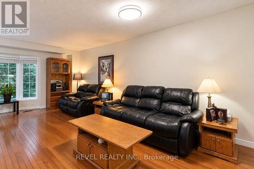 4 - 348 Highland Road W, Hamilton, ON 